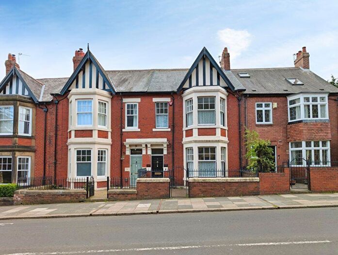 4 Bedroom Terraced House For Sale In Fenham Hall Drive, Fenham, Newcastle Upon Tyne, NE4