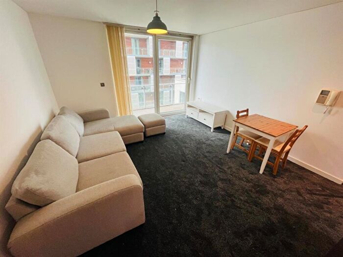 1 Bedroom Apartment To Rent In Spectrum, Block, Blackfriars Road, Salford, M3