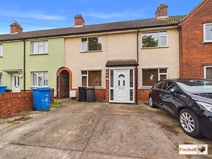 3 Bedroom Terraced House For Sale In Shackleton Road, Ipswich, IP3