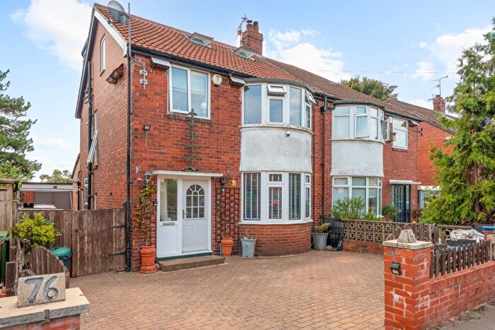 4 Bedroom Semi-Detached House For Sale In Gledhow Park Avenue, Chapel Allerton, Leeds, LS7
