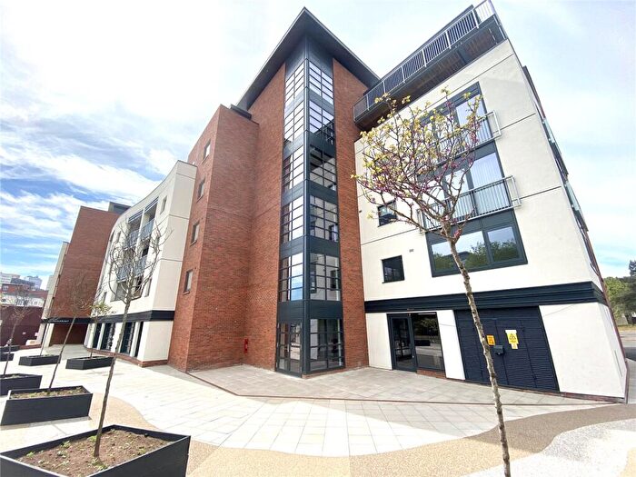 1 Bedroom Apartment To Rent In The Quadrant, Sand Pits, Birmingham, B1