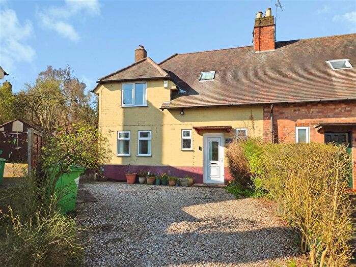 3 Bedroom Semi Detached House For Sale In The Close, Sherwood, Nottingham, NG5