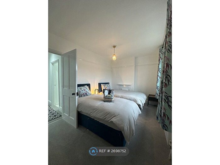 3 Bedroom Semi-Detached House To Rent In Pool Street, Southport, PR9