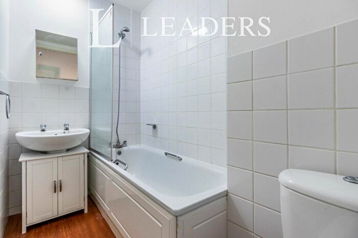 1 Bedroom Property To Rent In Napier Court, Lovelace Gardens, Surbiton, KT6