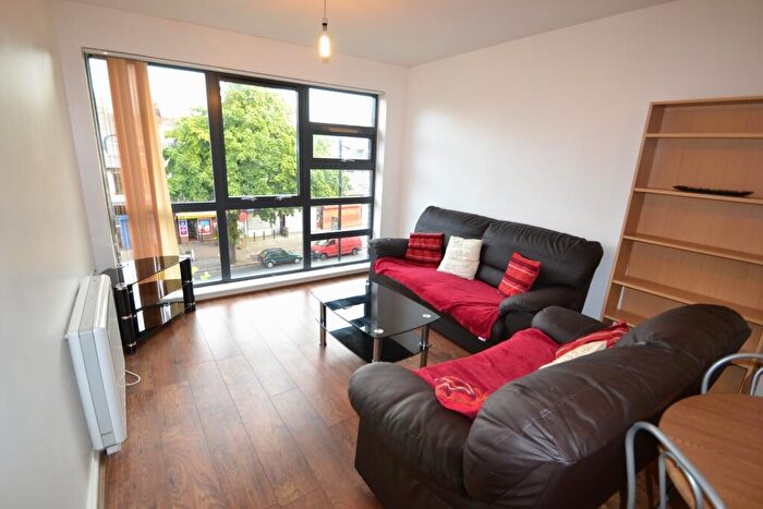 2 Bedroom Flat To Rent In Regents Court, Upper Chorlton Road, M16