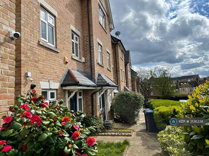 4 Bedroom Terraced House To Rent In The Rye, London, N14