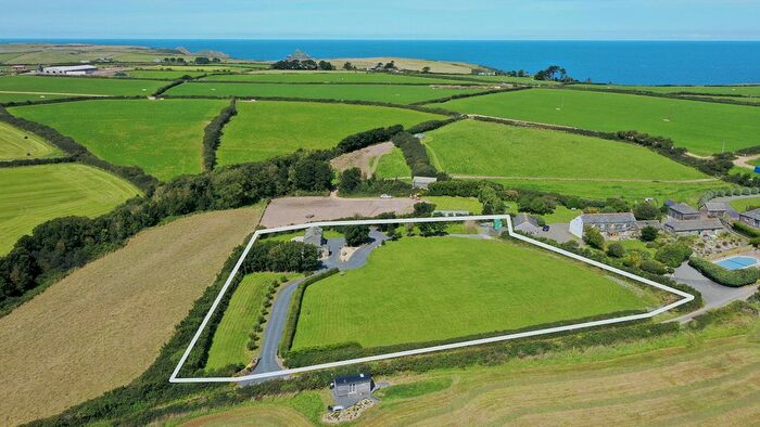 2 Bedroom Detached House For Sale In St. Minver, Wadebridge, PL27