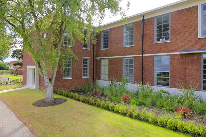 1 Bedroom Flat For Sale In Trenchard Lane, Caversfield, Bicester, OX27