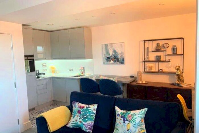 1 Bedroom Flat To Rent In 77 London Road, Romford RM7