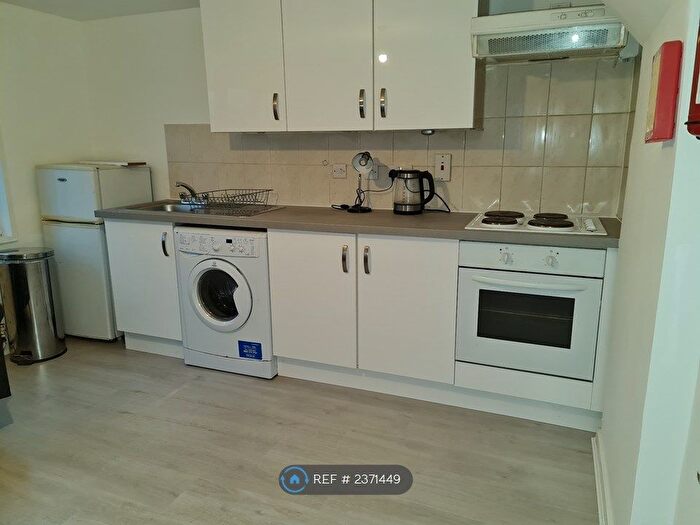 1 Bedroom Flat To Rent In St Georges Road, Feltham, TW13