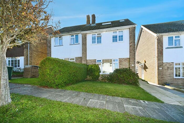4 Bedroom Semi-Detached House For Sale In Dudwell Road, Brighton, BN2