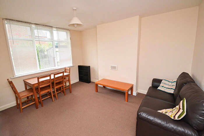 3 Bedroom Semi Detached House To Rent In Lace Street, Dunkirk, Nottingham, NG7