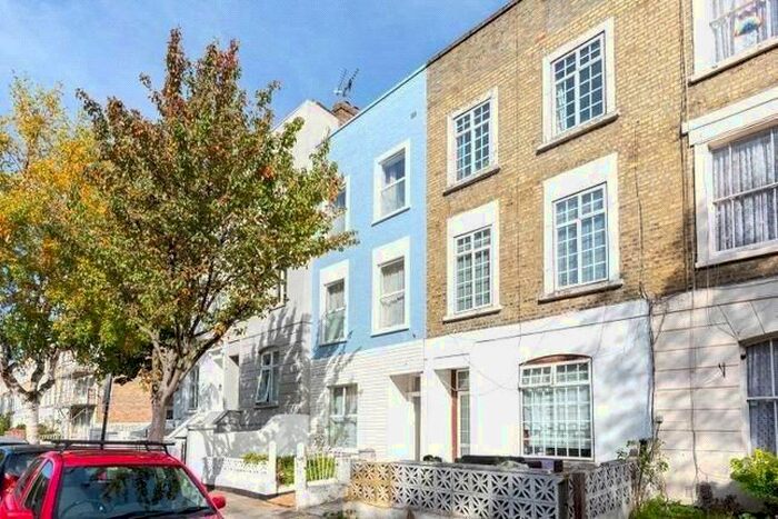 5 Bedroom Terraced House To Rent In Roden Street, Holloway, N7