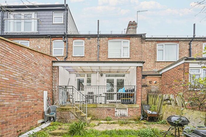 3 Bedroom Terraced House For Sale In Bridge End, Walthamstow, London, E17