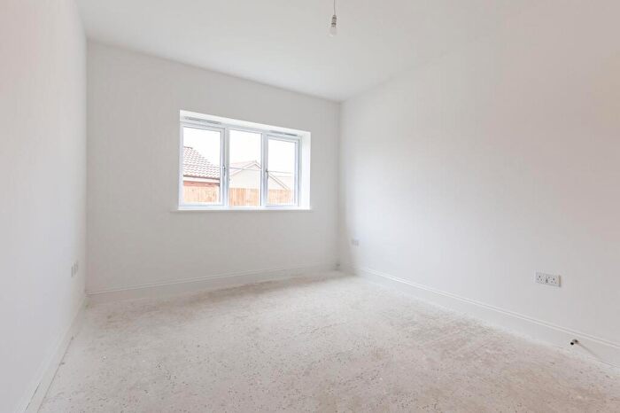 2 Bedroom Detached Bungalow For Sale In Yarmouth Road, Hales, NR14