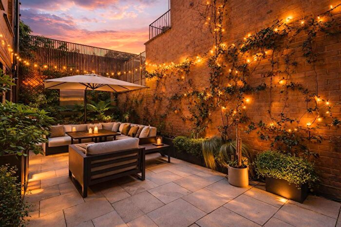 2 Bedroom Flat For Sale In Culford Gardens, Chelsea ., SW3