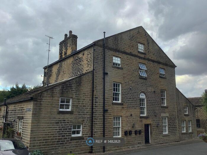 2 Bedroom Flat To Rent In Midhope Court, Midhopestones, Sheffield, S36