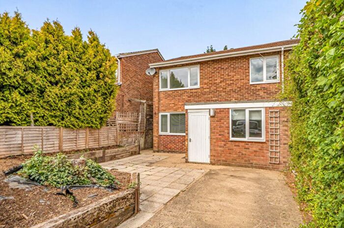 3 Bedroom Semi-Detached House For Sale In Montpelier Drive, Caversham, RG4