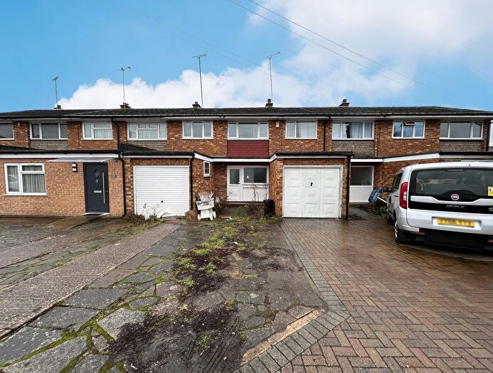 3 Bedroom Property For Sale In Andover Close, Uxbridge, Greater London, UB8