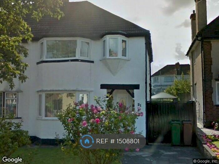 4 Bedroom Flat To Rent In Selwood Road, Sutton, SM3