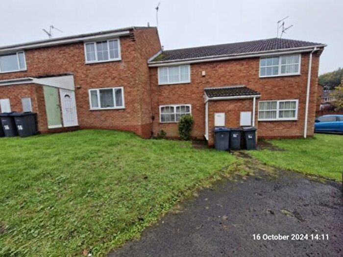 1 Bedroom Maisonette To Rent In Rea Valley Drive, Northfield, Birmingham, B31