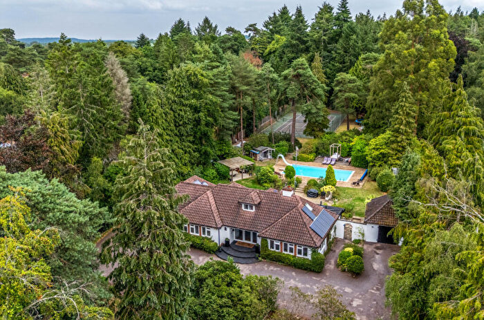 5 Bedroom Detached House For Sale In Crooksbury Road, Farnham, Surrey, GU10