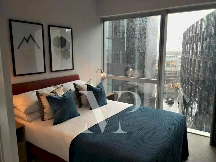 2 Bedroom Flat To Rent In Cutter Lane, London, SE10