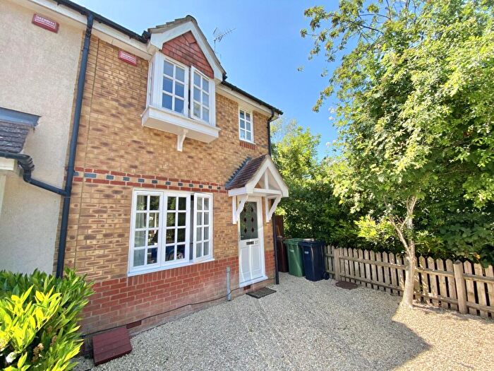 2 Bedroom End Of Terrace House To Rent In Chinnock Brook, Didcot, Oxfordshire, OX11