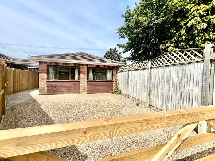 1 Bedroom Semi-Detached House To Rent In Chalcraft Lane, Bognor Regis, PO21