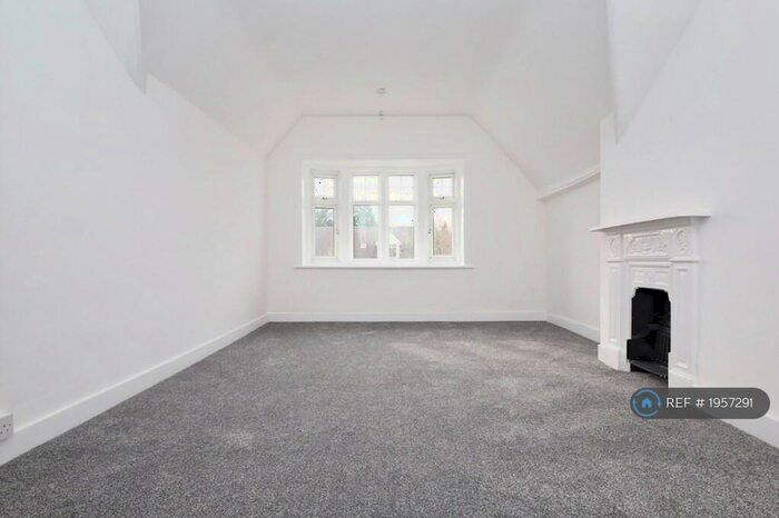 1 Bedroom Flat To Rent In Queen Anne Avenue, Bromley, BR2