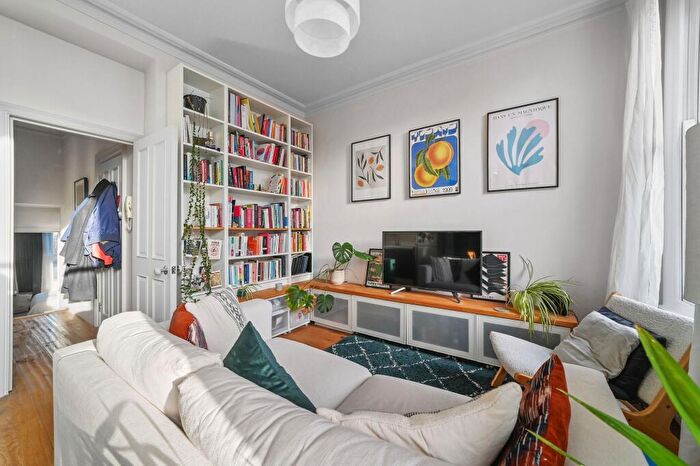 1 Bedroom Flat To Rent In Glenarm Road, London, E5