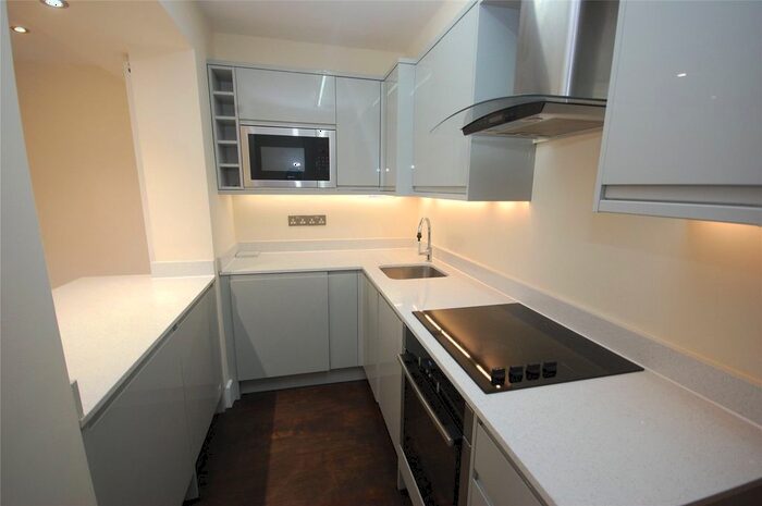 1 Bedroom Flat To Rent In High Road, London, N12