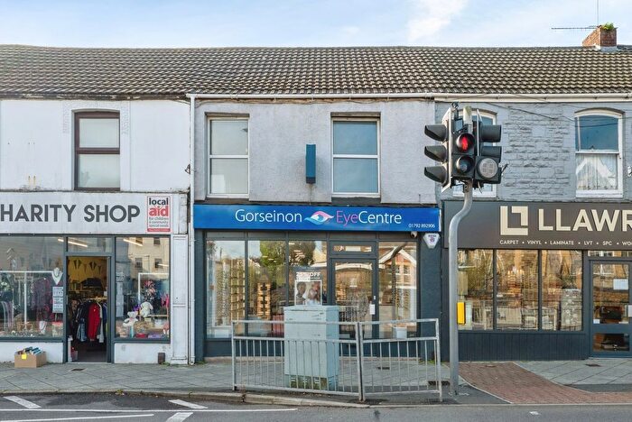 1 Bedroom Flat For Sale In High Street, Gorseinon, Swansea, SA4