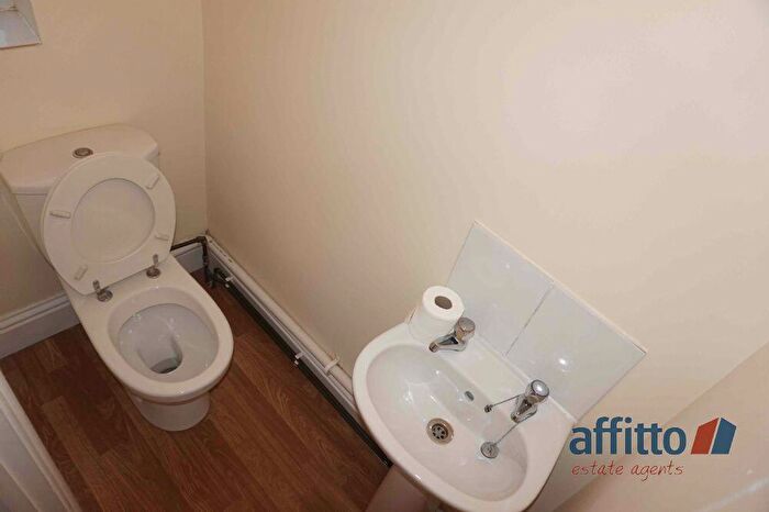 2 Bedroom Apartment To Rent In High Street, Biggleswade, SG18