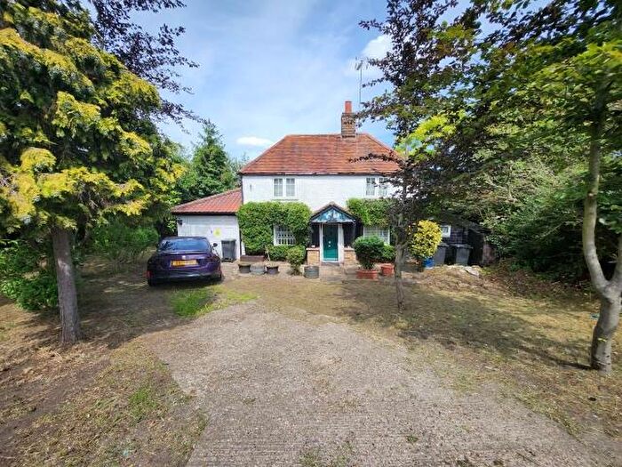 2 Bedroom House To Rent In Holyfield, Waltham Abbey, EN9