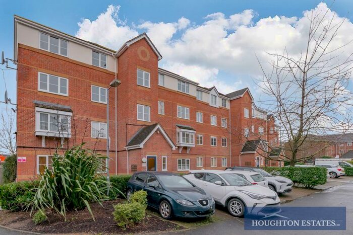 1 Bedroom Flat To Rent In Dairyman Close, London, NW2