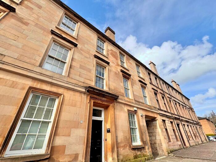 4 Bedroom Flat To Rent In Fortrose Street, Partick, Glasgow, G11