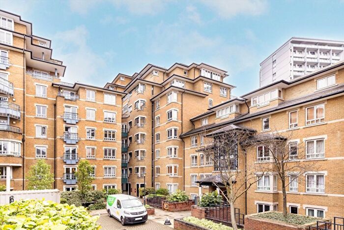 1 Bedroom Flat For Sale In Finch Lodge, Little Venice, W9