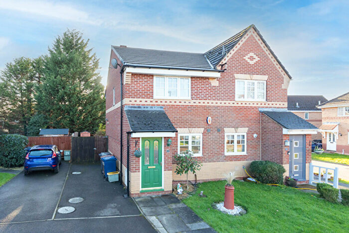 2 Bedroom Semi-Detached House For Sale In Woodburn Grove, Penwortham, PR1