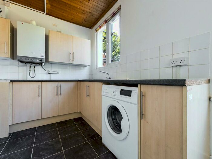 4 Bedroom Terraced House To Rent In Hartington Road, Brighton, East Sussex, BN2