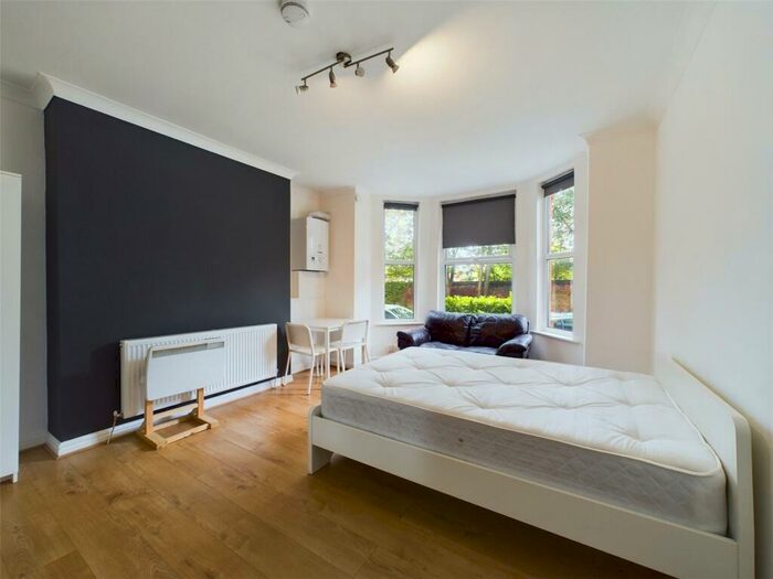 1 Bedroom Apartment To Rent In Sandy Grove, Salford, Greater Manchester, M6