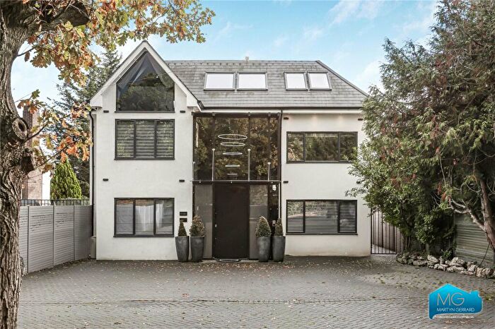 5 Bedroom Detached House To Rent In Waggon Road, Hadley Wood, Hertfordshire, EN4