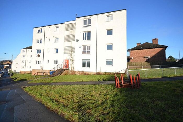 3 Bedroom Flat For Sale In Second Avenue, Clydebank, G81