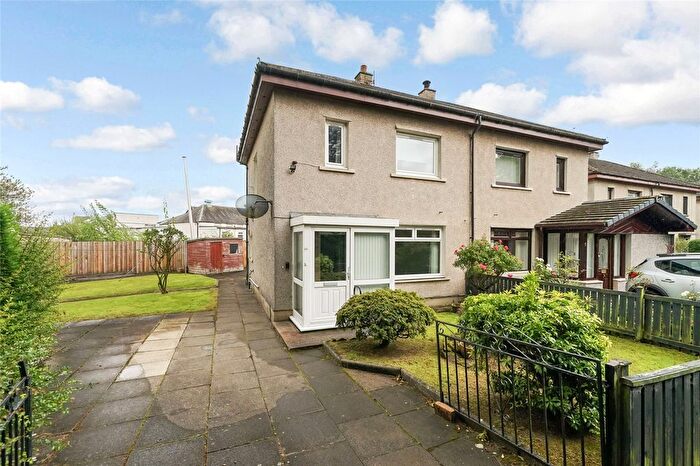 3 Bedroom Semi-Detached House For Sale In Castleview, Fallin, Stirling, Stirlingshire, FK7