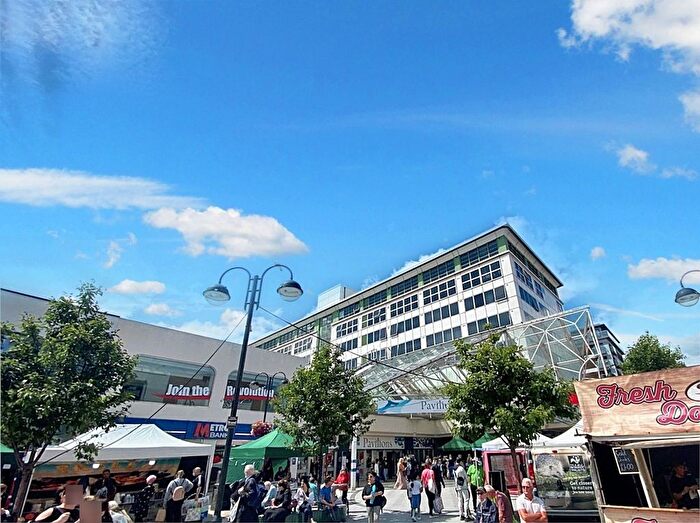 1 Bedroom Flat To Rent In Mercantile House, Market Square, UB8