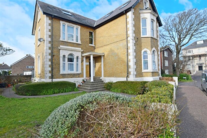 1 Bedroom Flat To Rent In Argyle, Norfolk Square, Bognor Regis, West Sussex, PO21