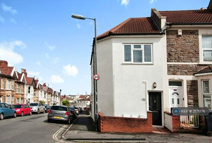 2 Bedroom Flat To Rent In Brislington, Bristol, BS4