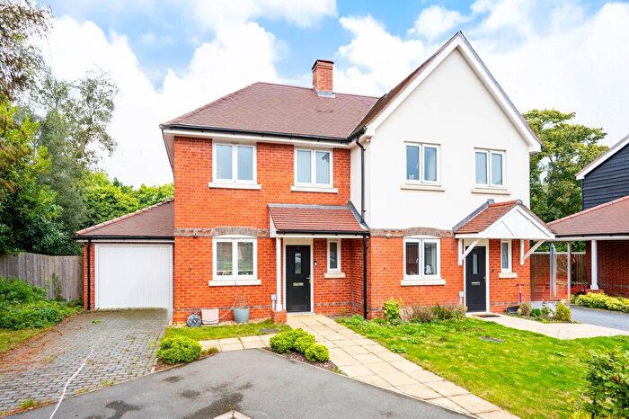 3 Bedroom Semi-Detached House To Rent In Victoria Mews, Chilworth, Guildford, GU4