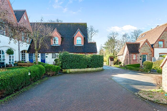 3 Bedroom Mews For Sale In Eddisford Drive, Culcheth, Warrington, Cheshire, WA3