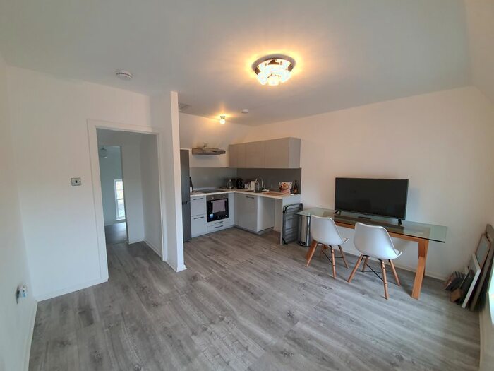 1 Bedroom Flat To Rent In Bread Street, Penzance TR18